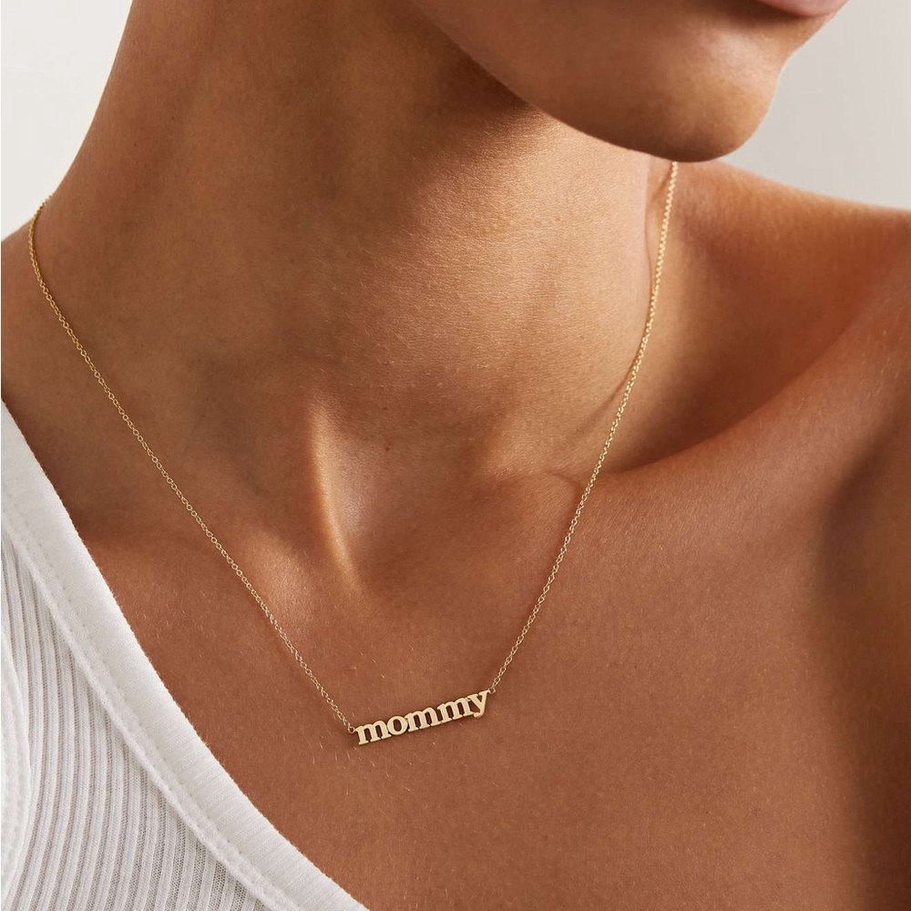 18K  'Mommy' by Jennifer MEYER